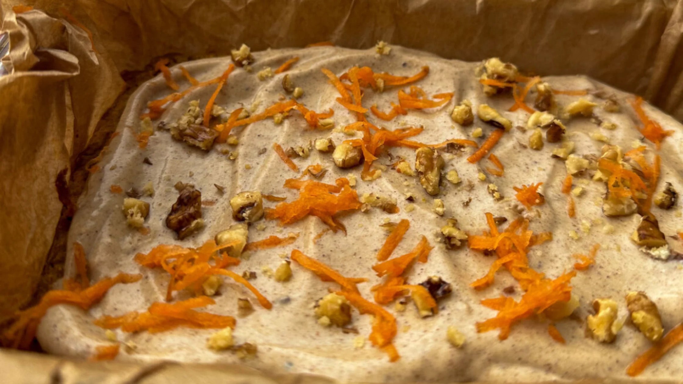 Saftige und vegane Kürbis-Karotten-Blondies – Nature Basics Saftige und vegane Kürbis-Karotten-Blondies – Nature Basics